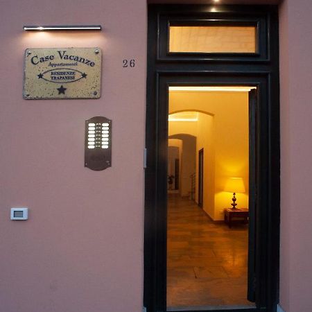 Case Vacanze "Residenze Trapanesi" Trapani Exterior photo
