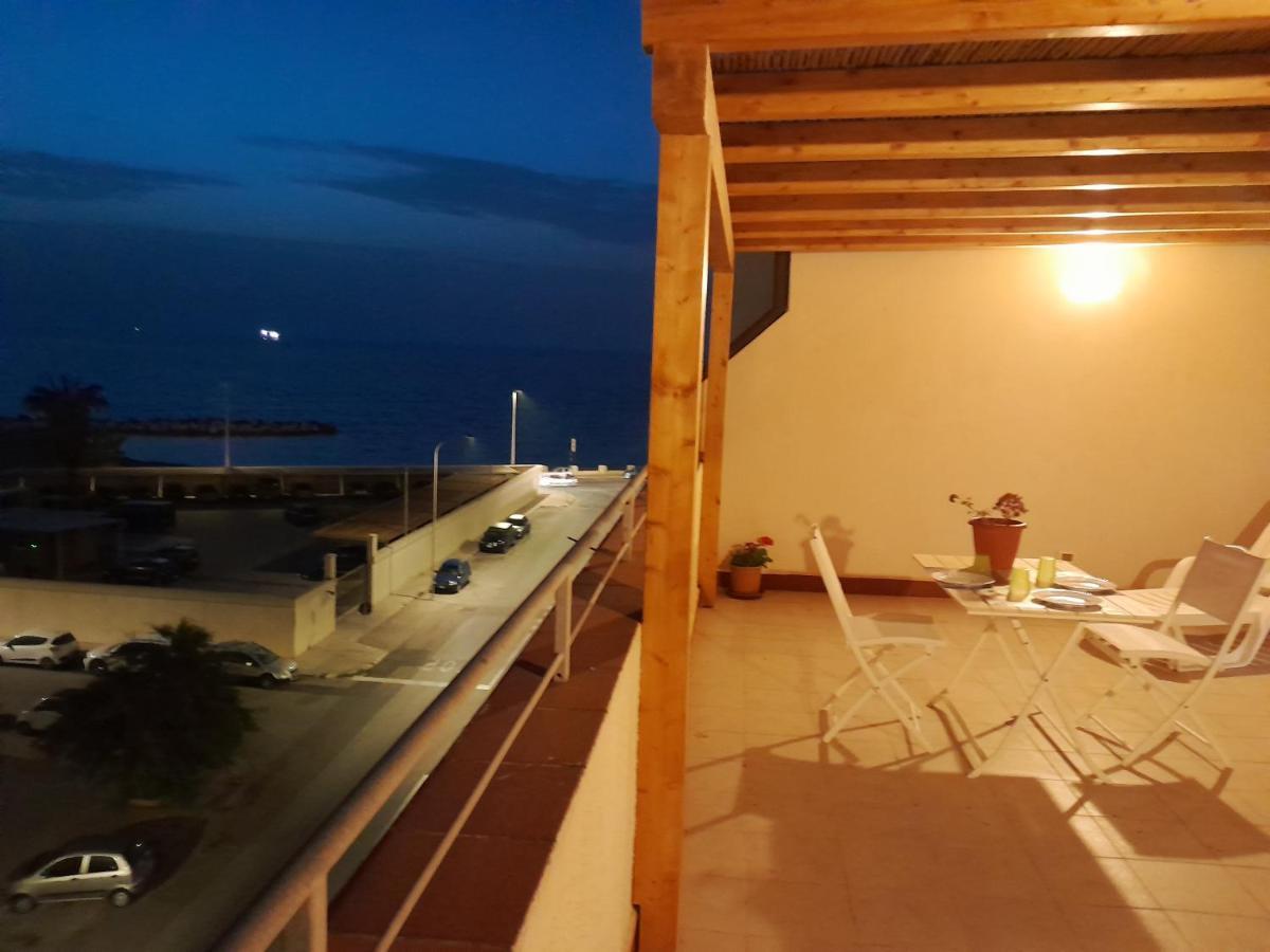 Case Vacanze "Residenze Trapanesi" Trapani Exterior photo